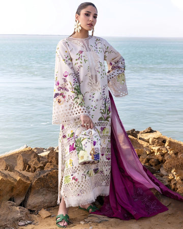 Crimson lawn bloom bold D4 A