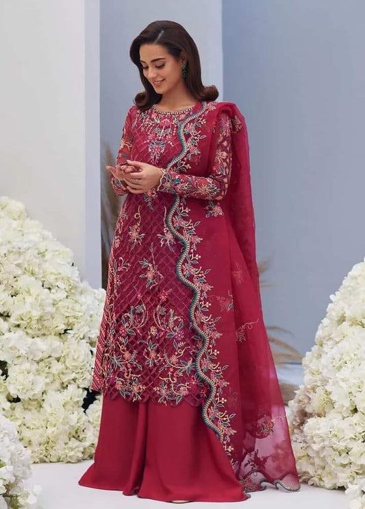 Mina hasan  Unsticthed heer